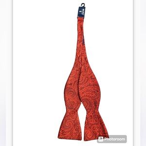 Stafford tailored men’s adjustable bow tie. NWT